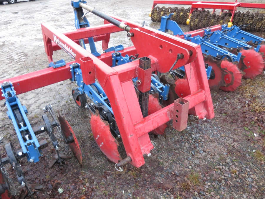 3981 Hatzenbichler row crop cultivator 9 row
