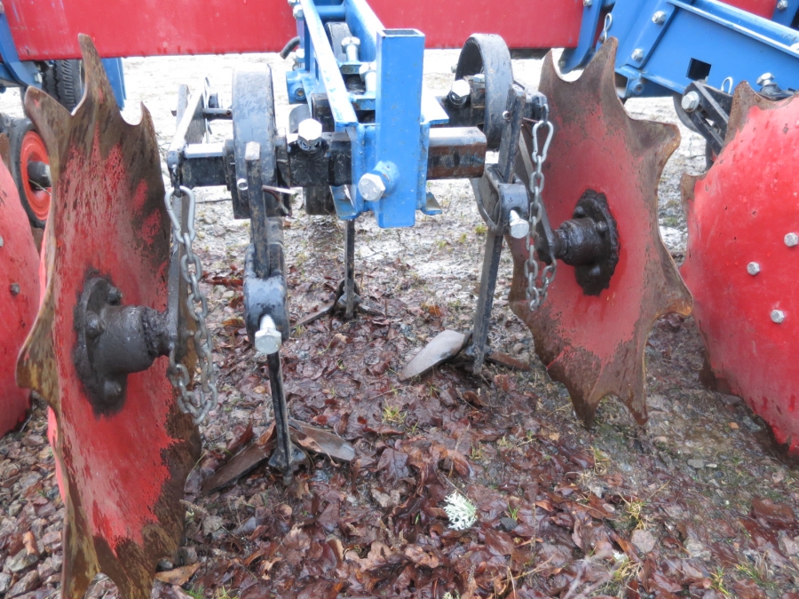 3981 Hatzenbichler row crop cultivator 9 row