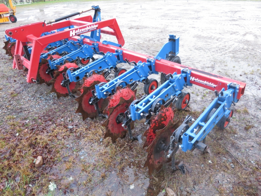 3981 Hatzenbichler row crop cultivator 9 row