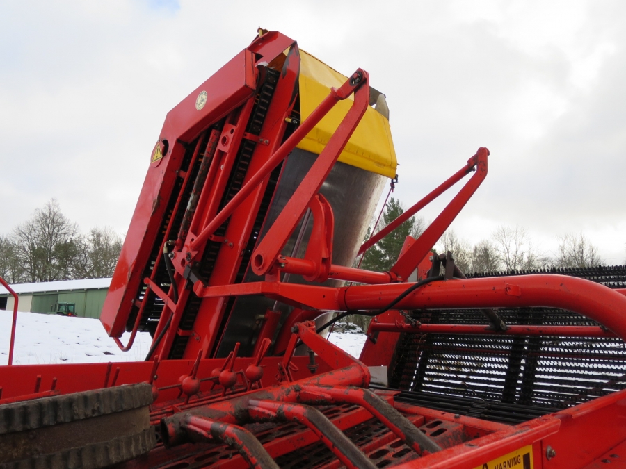 3982 Grimme DL1500 onion harvester loader