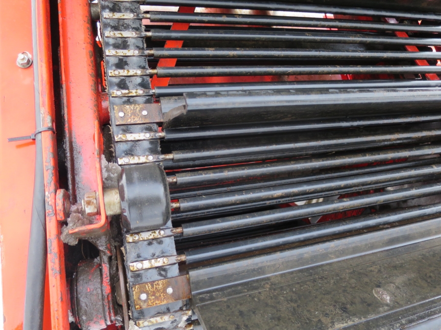 3982 Grimme DL1500 onion harvester loader