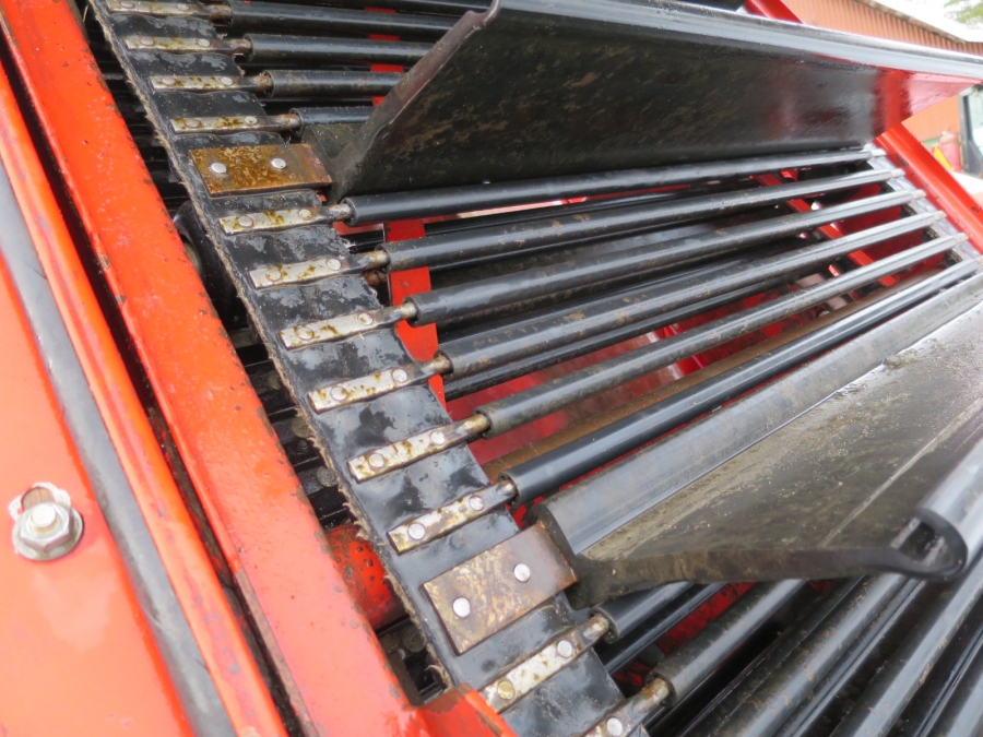 3982 Grimme DL1500 onion harvester loader