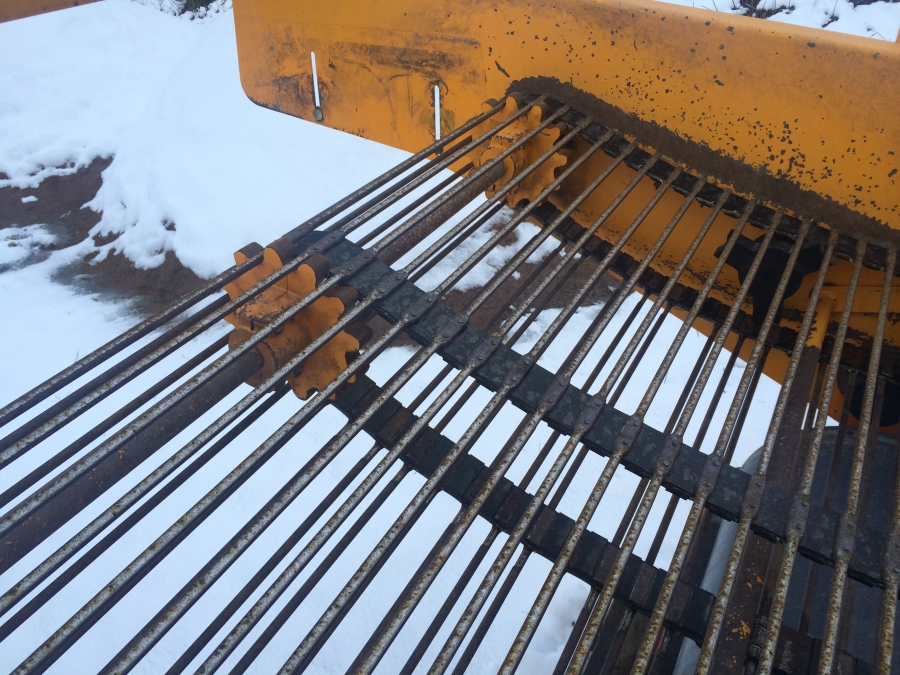 3983 Samon onion windrower 135 cm