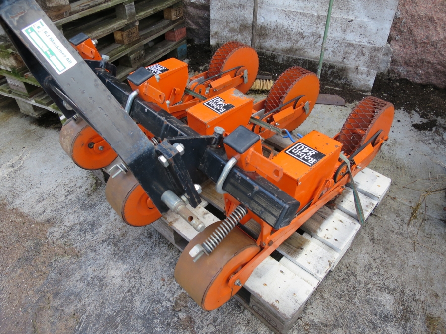 3985 Stanhay precision seeder 3 row 840 Robin