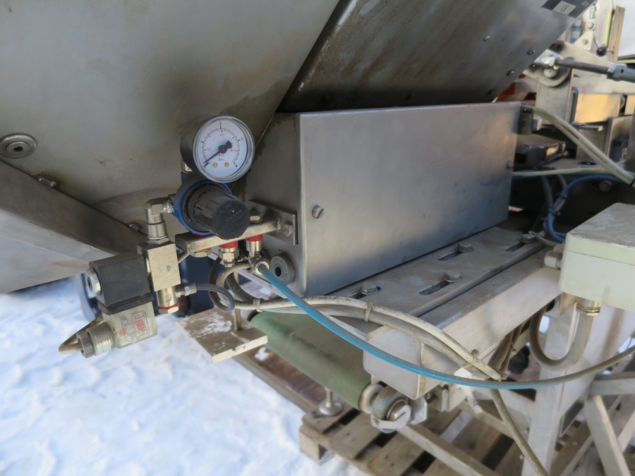 4022 Newtec HC30 nätpack