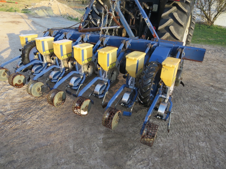4029 Nibex 500 7 row precision seeder