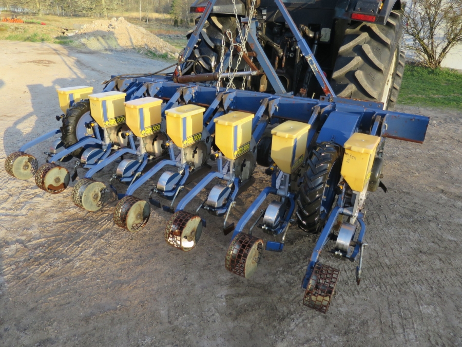 4029 Nibex 500 7 row precision seeder