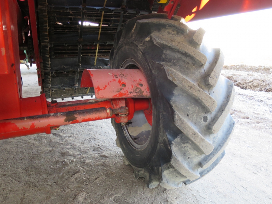 4036 Grimme SE75-20 potato harvester