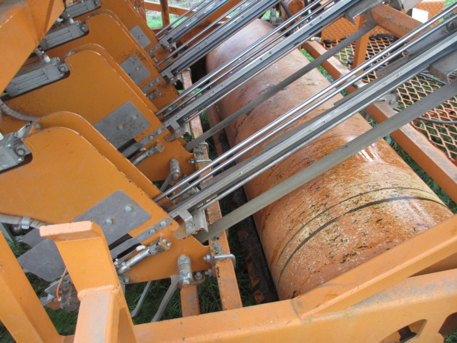 4044 Regero R2106 TP planting machine