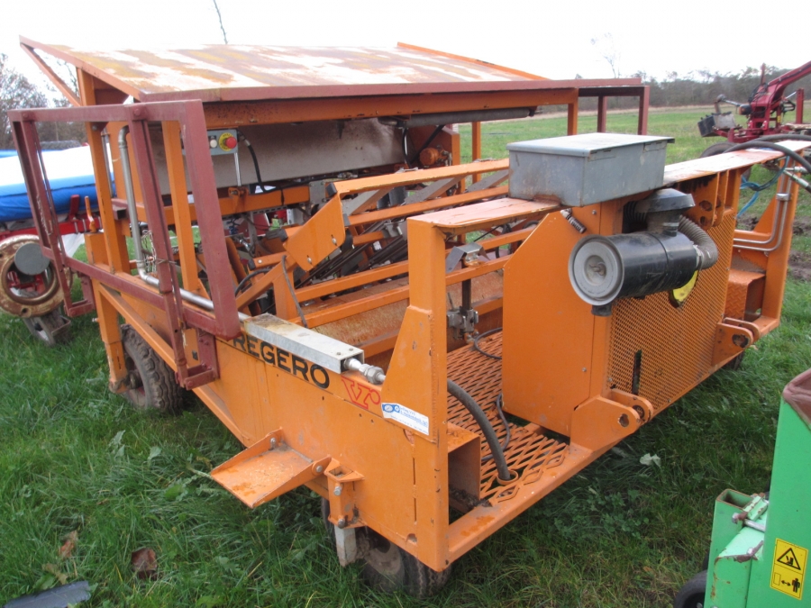 4044 Regero R2106 TP planting machine