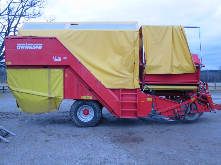 4046 Grimme SE75-40 potato harvester
