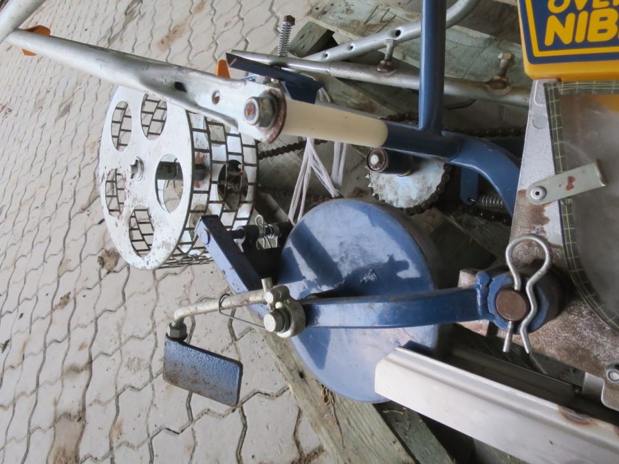 4064 NIBEX MINI 500 precision seeder hand drawn