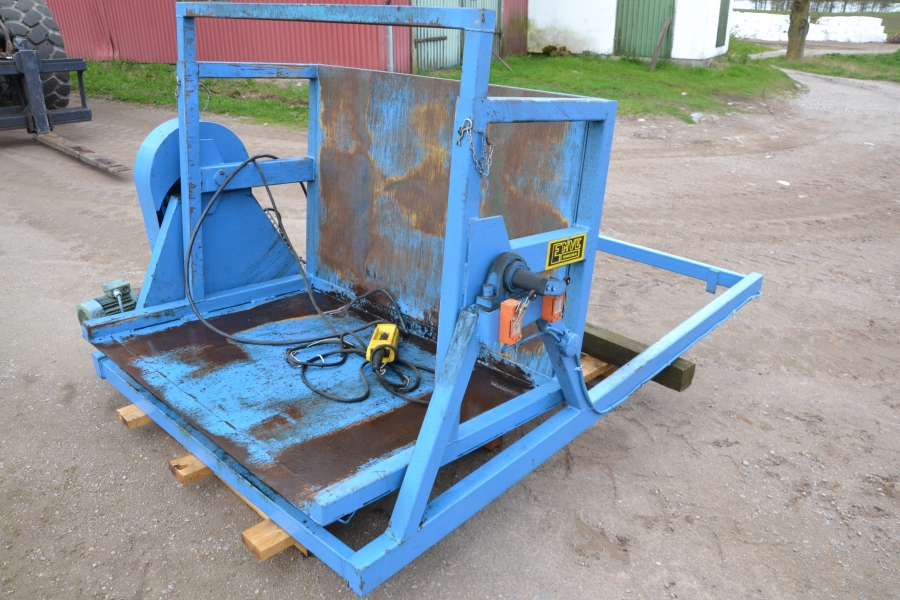 4076 EMVE box turner 1300 mm wide boxes electric