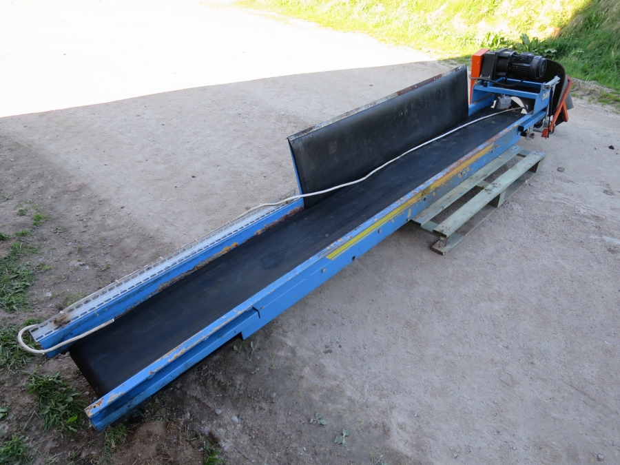 4080 EMVE conveyor 3200x350 mm