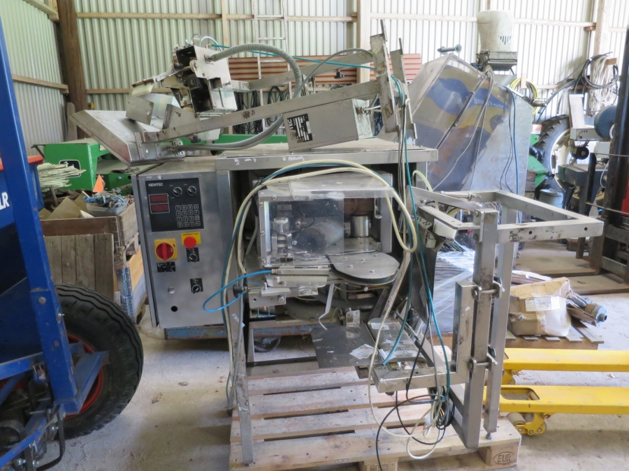 4090 Newtec VB40G E carrot packer